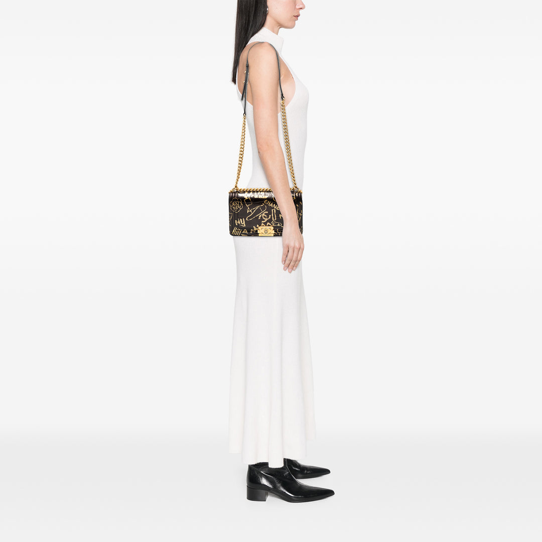 Chanel Medium Croc embossé Cuir Graffiti Cocodile Boy à rabat