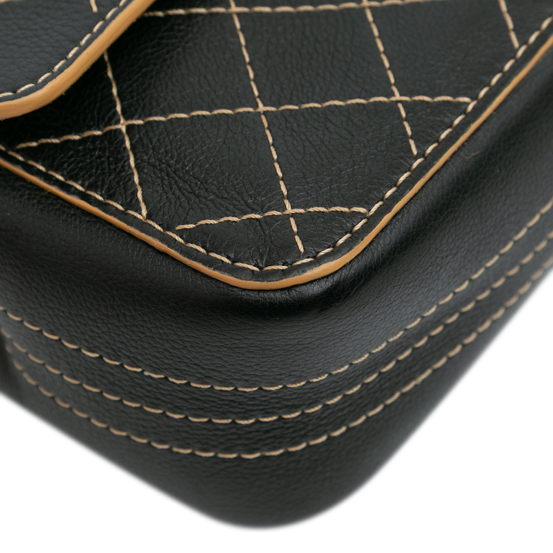 Chanel Medium Classic Cuir de veau Wild Stitch Double rabat Noir