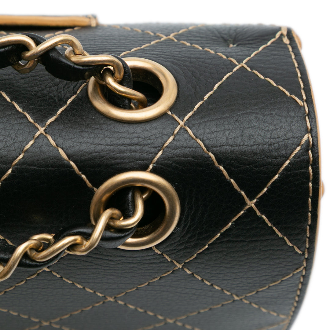 Chanel Medium Classic Cuir de veau Wild Stitch Double rabat Noir