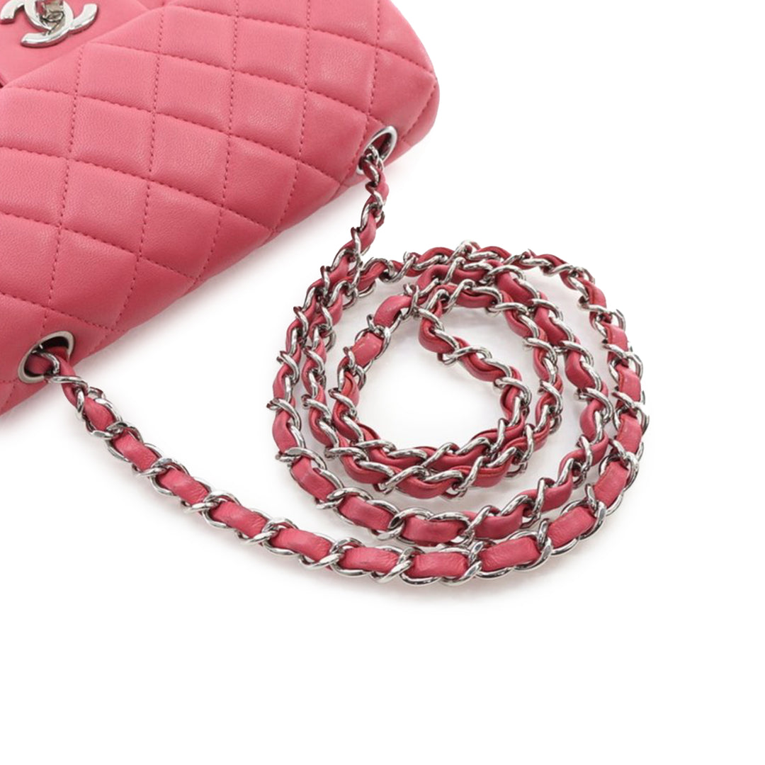 Chanel Classic Rectangulaire Rabat simple Mini Cuir d'agneau