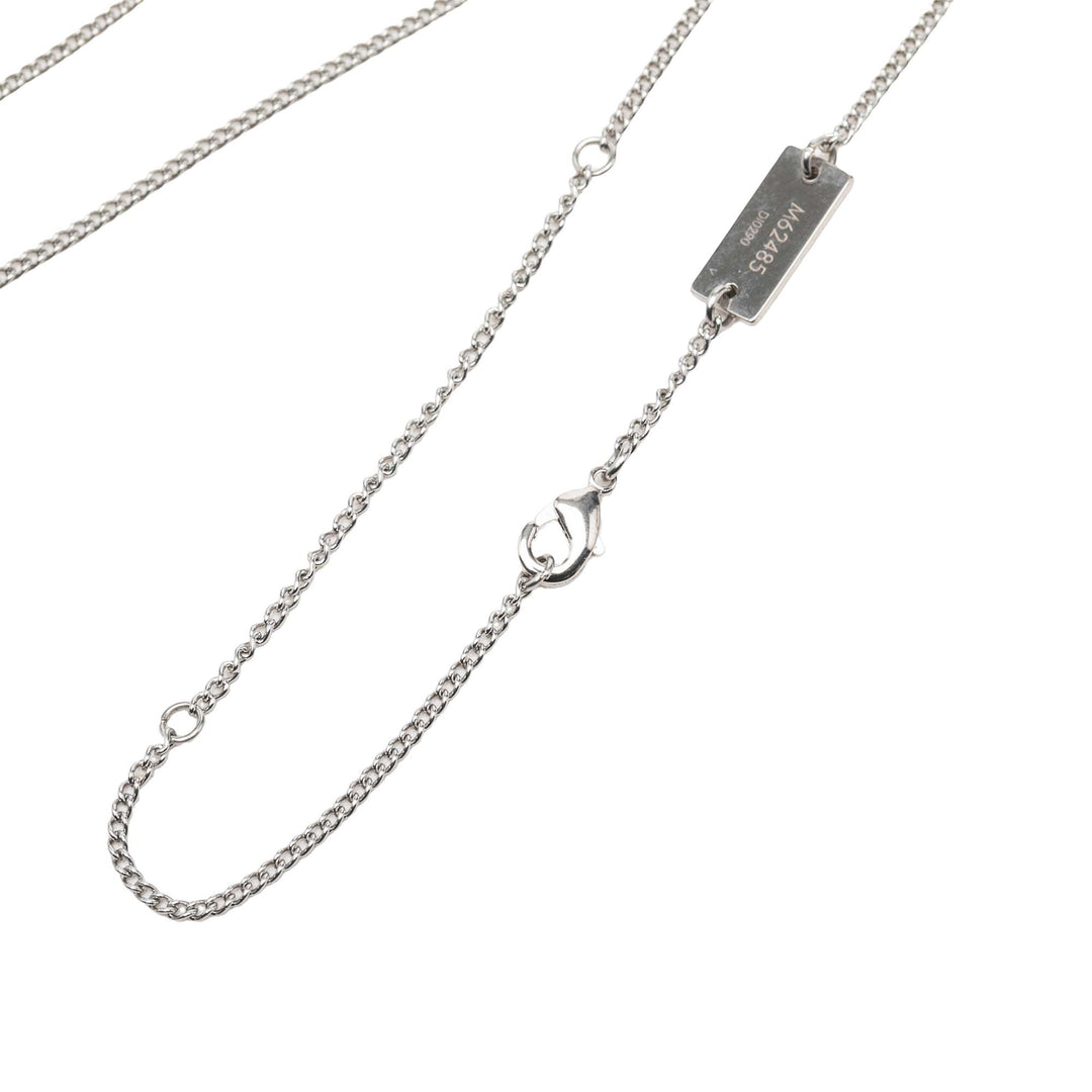 Louis Vuitton Collier Pendant Monogram Argenté – vue 4 – GABY PARIS