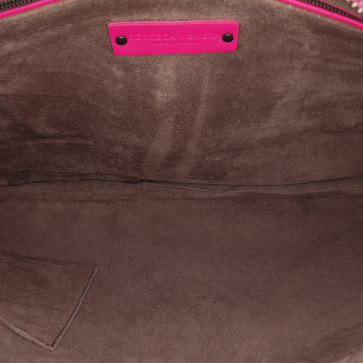 Medium Nappa Intrecciato Veneta Hobo Pink - Gaby Paris