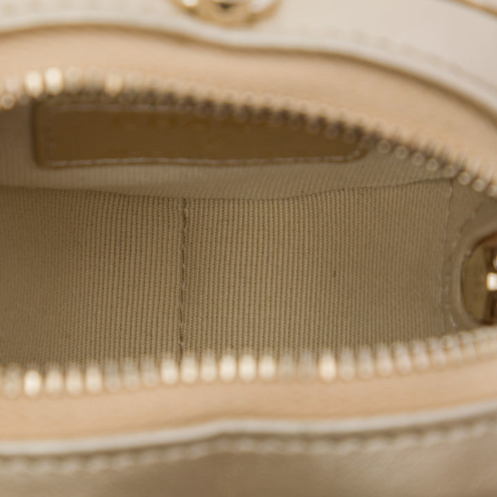 Chanel Matelassé Métallisé CC In Love Heart Sac Mini Cuir d'agneau Doré – vue 4 – GABY PARIS
