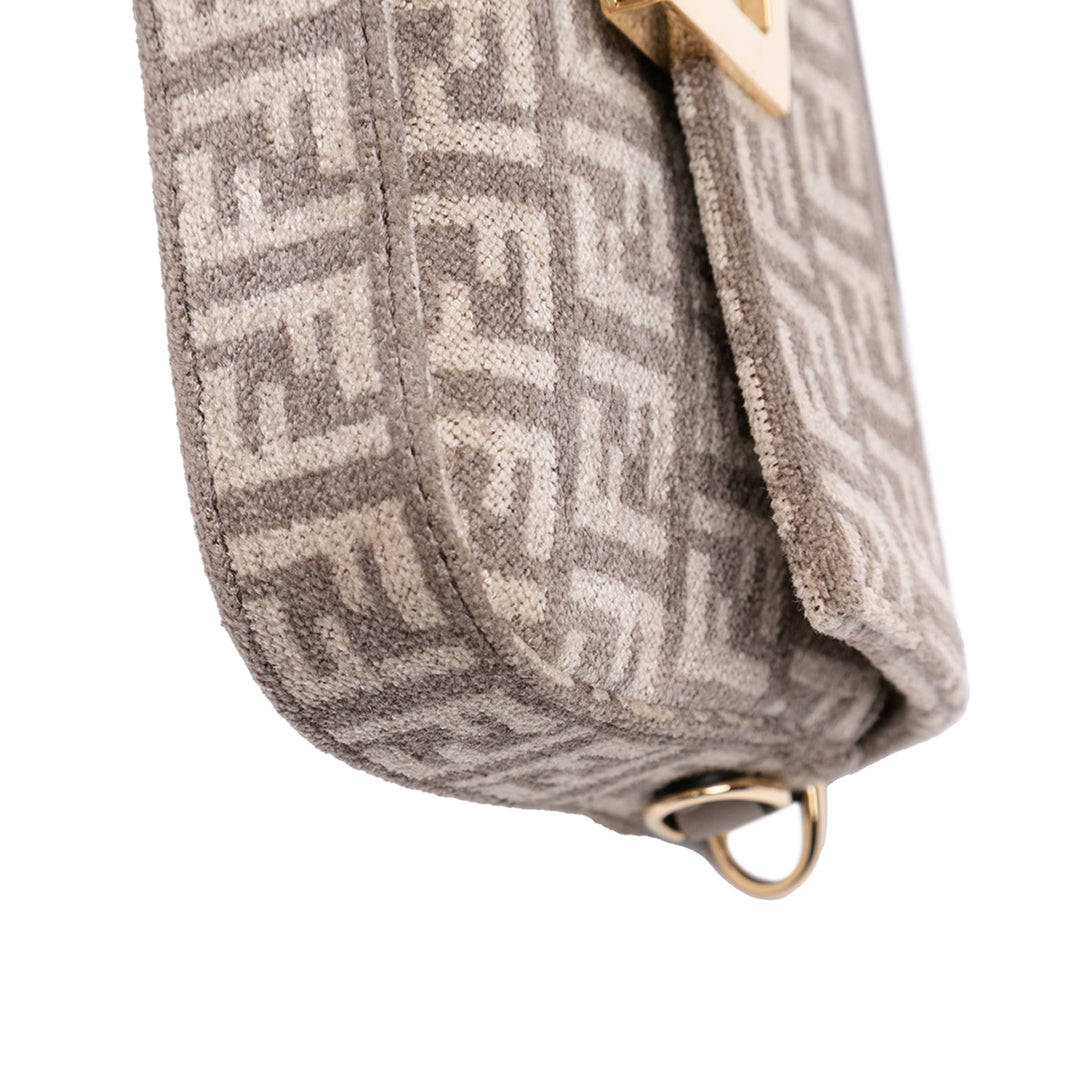 Fendi Zucchino Velours Baguette Phone Pochette Sac