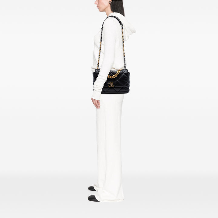 Chanel Large Cuir d’agneau 19 à rabat