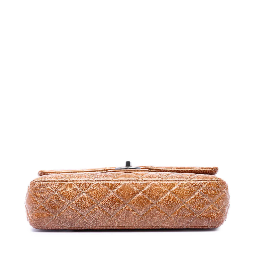 Chanel Medium Classic froissé Cuir verni Double rabat
