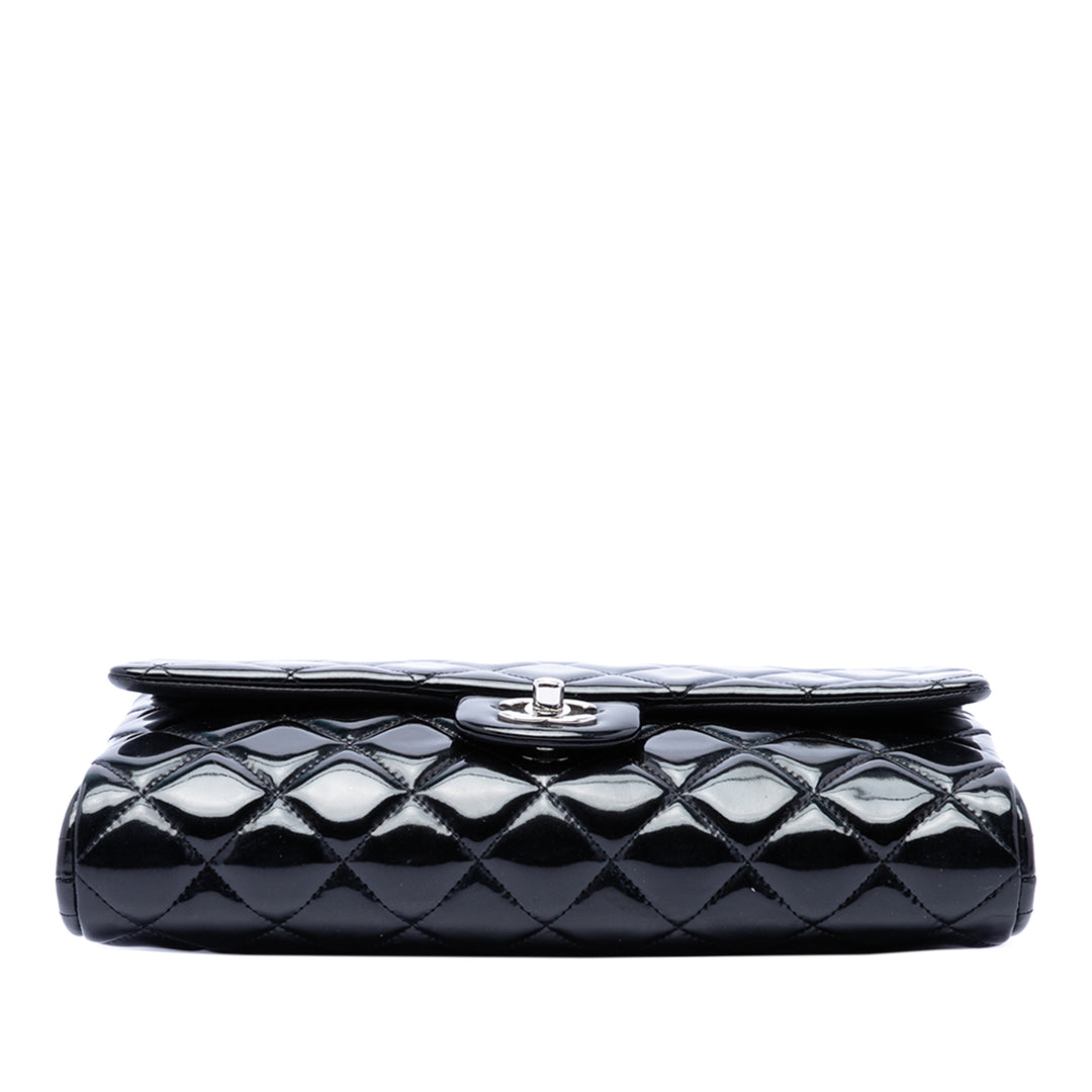 Chanel CC Matelassé Cuir verni Pochette avec chaîne