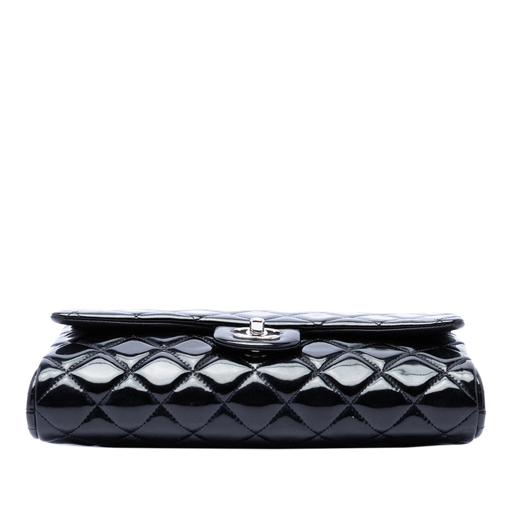 Chanel CC Matelassé Cuir verni Pochette avec chaîne