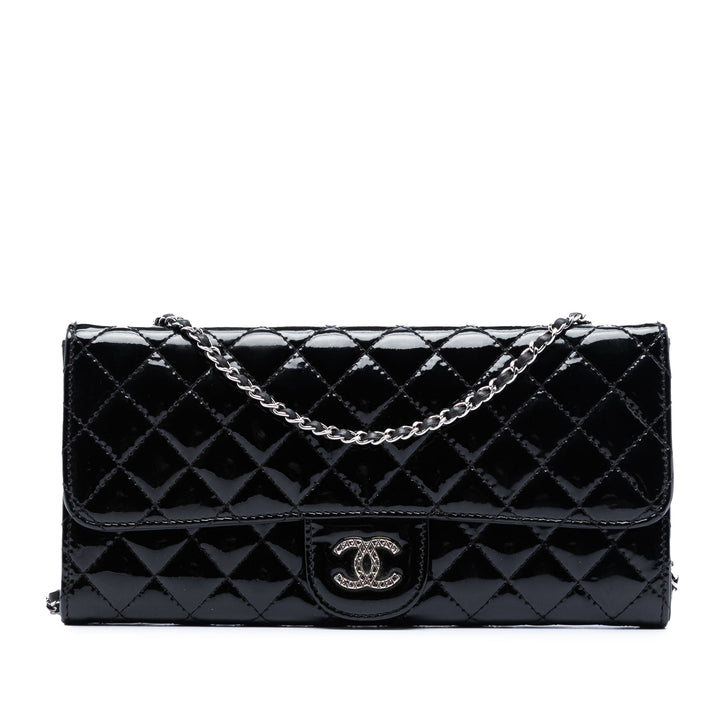 Chanel CC Matelassé Cuir verni Brilliant East West Wallet on Chain
