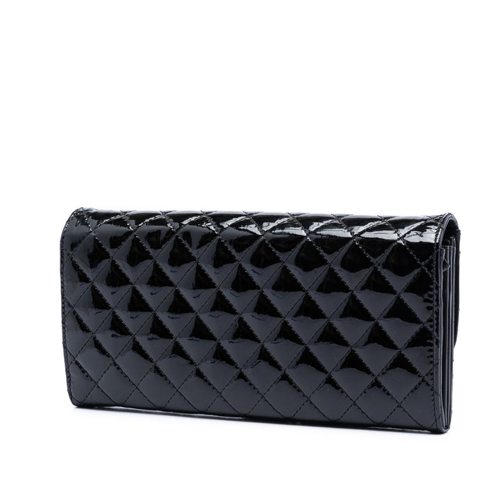 Chanel CC Matelassé Cuir verni Brilliant East West Wallet on Chain