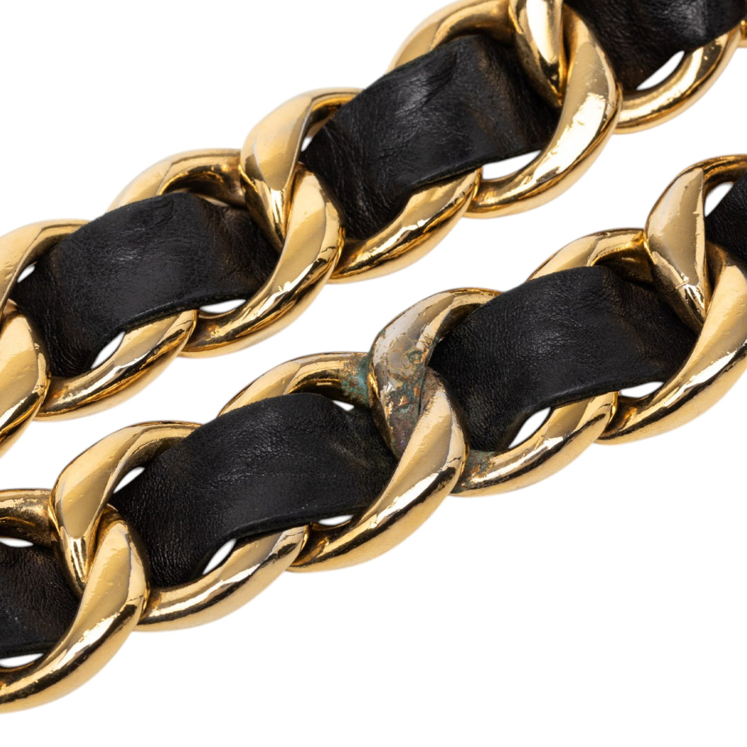 Chanel CC plaqué Cuir Woven Medallion Chain Belt