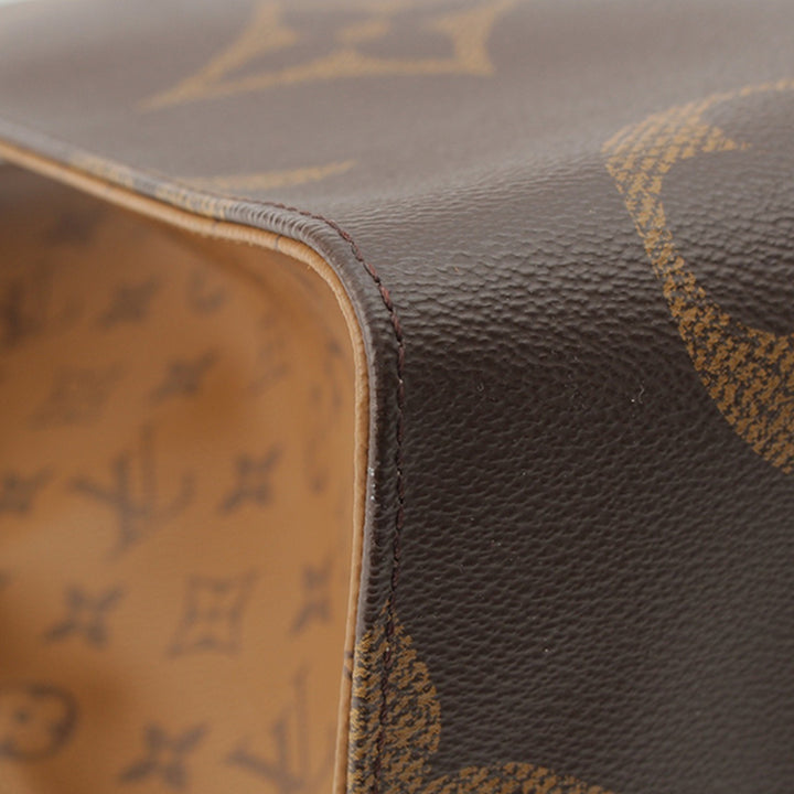 Louis Vuitton Giant OnTheGo GM Toile Monogram Reverse