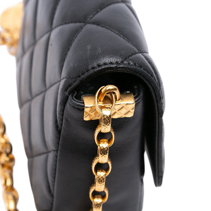 Chanel Small Quilted Cuir d’agneau CC Coin Flap Noir – GABY PARIS Authentique
