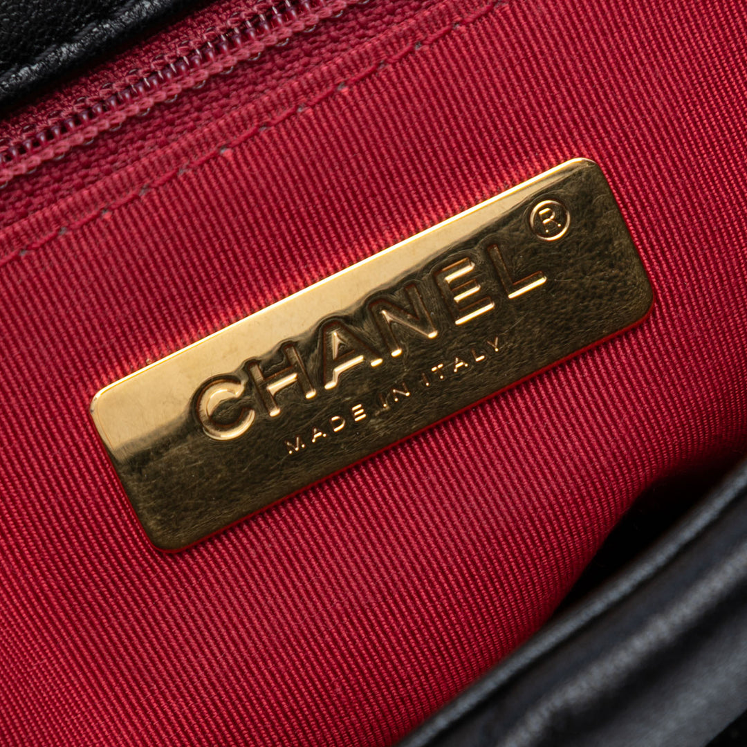 Chanel Medium Cuir d’agneau 19 à rabat