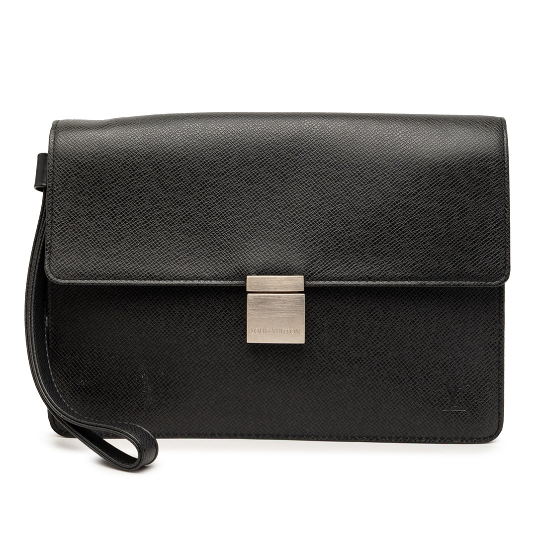 Louis Vuitton Taiga Selenga
