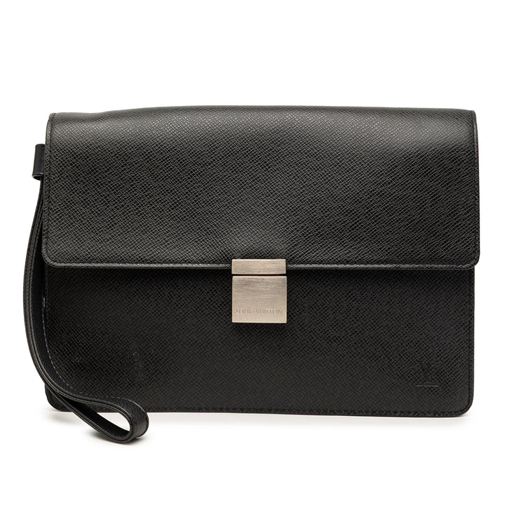 Louis Vuitton Taiga Selenga