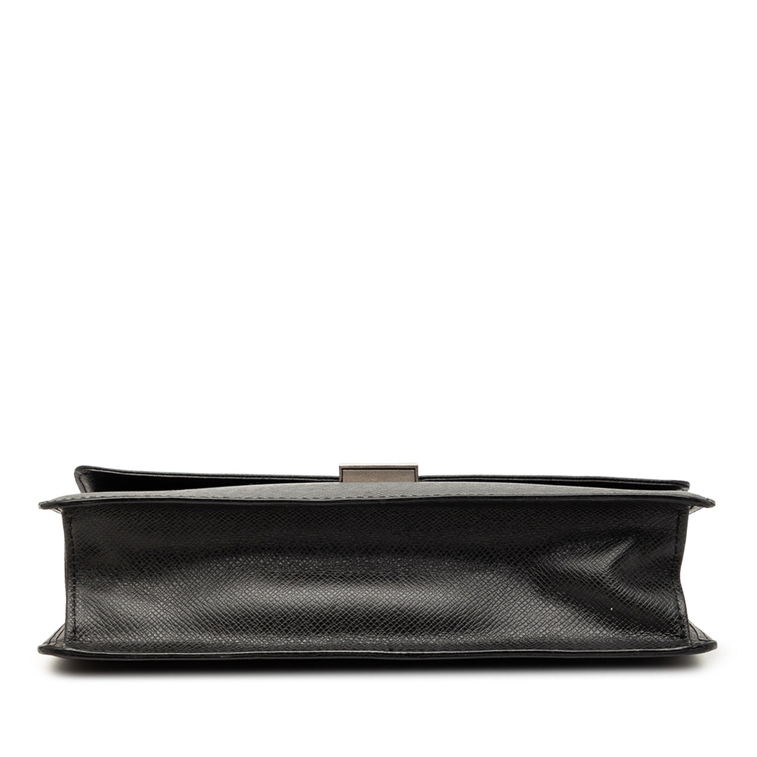Louis Vuitton Taiga Selenga
