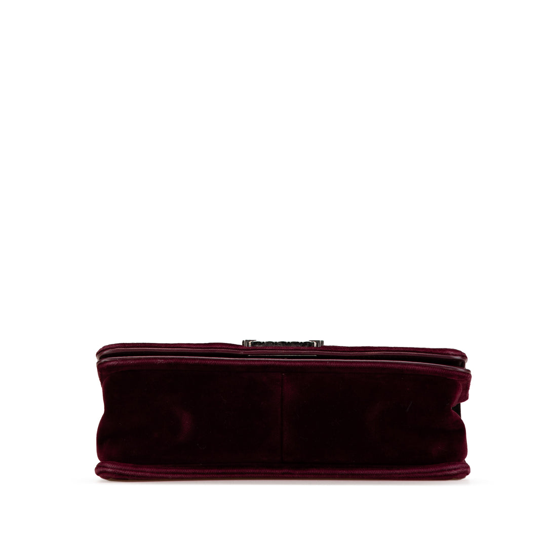 Chanel Old Medium Velours and Tweed Boy Flap Rouge – GABY PARIS Authentique