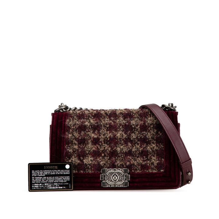 Chanel Old Medium Velours and Tweed Boy Flap Rouge – GABY PARIS Authentique