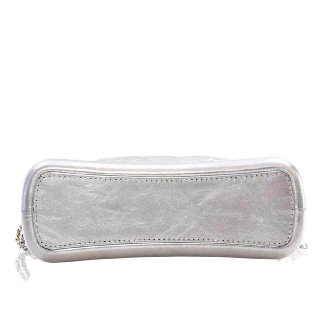 Chanel Medium Métallisé Aged Cuir de veau Gabrielle Sac porté croisé Argenté