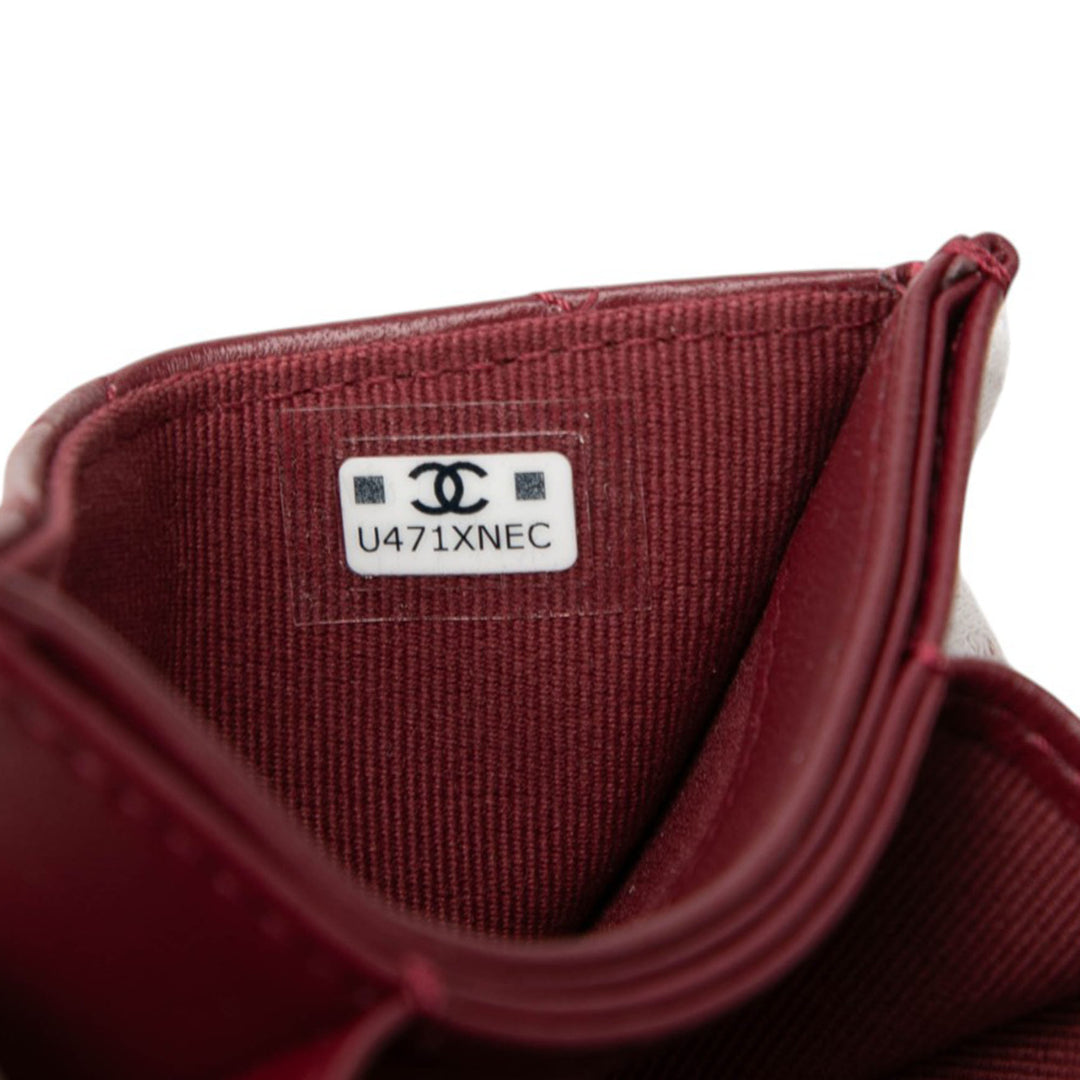 Chanel CC Matelassé Cuir d’agneau Card Holder On Chain