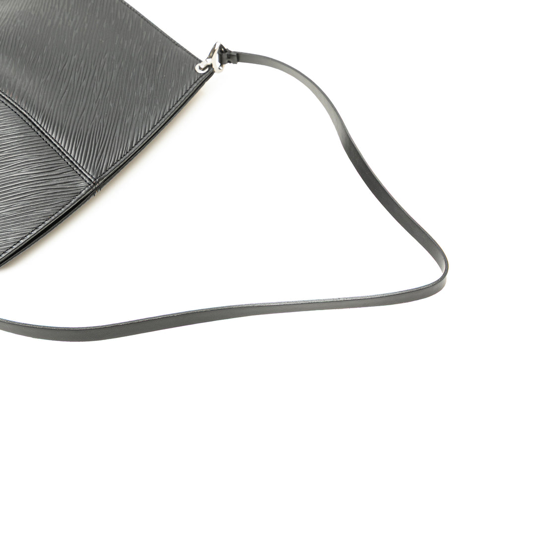 Epi Demi Lune Pochette Black - Gaby Paris