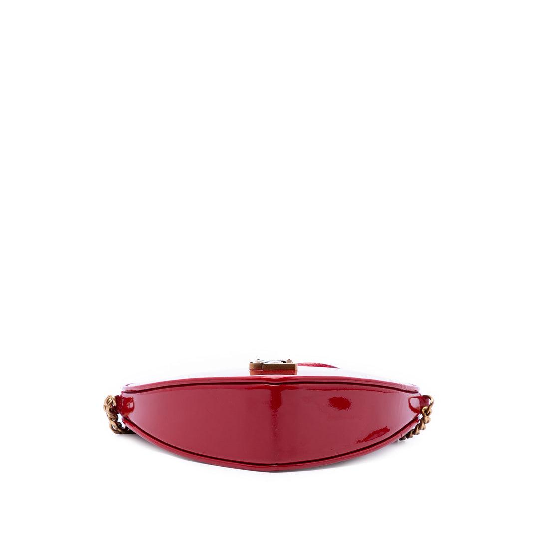 Saint Laurent Small Cuir verni Sac Coeur Heart Sac porté croisé