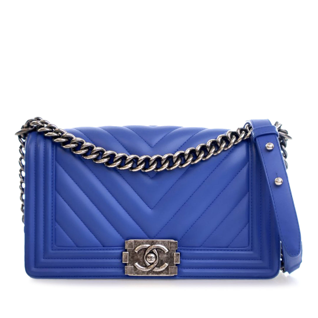 Chanel Old Medium Chevron Cuir de veau Boy à rabat