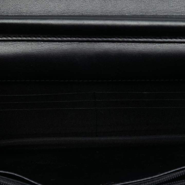 Chanel Matelassé Cuir d’agneau CC Charm Wallet on Chain