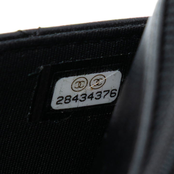 Chanel Matelassé Cuir d’agneau CC Charm Wallet on Chain