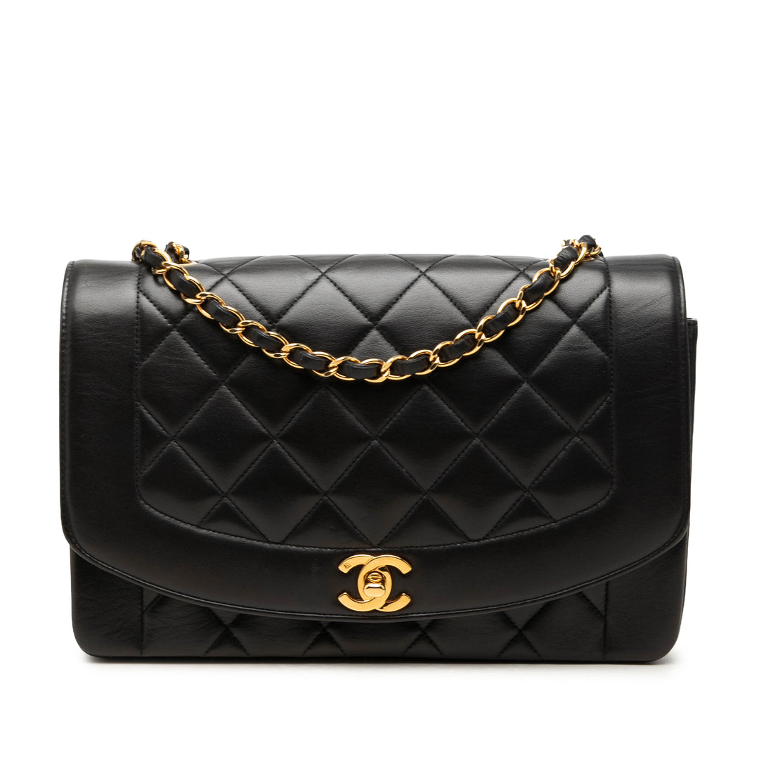Chanel Sac porté épaule Matelassé Diana Rabat simple Petit Cuir d'agneau Noir – vue principale – GABY PARIS