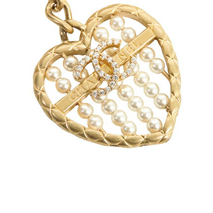 Chanel Mini Classic Métallisé Cuir de veau Charm Double rabat Doré – GABY PARIS Authentique