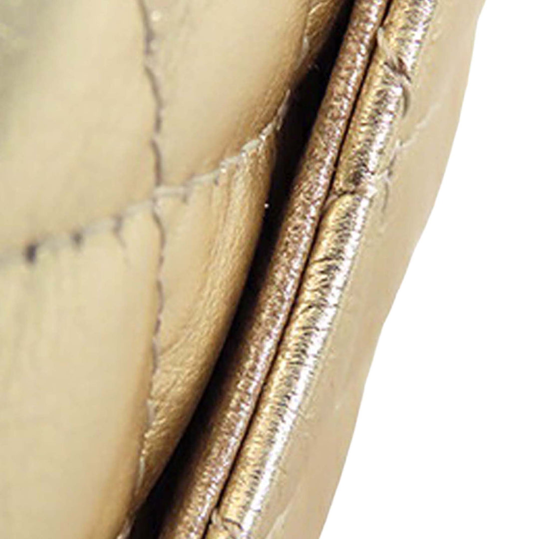 Chanel Mini Classic Métallisé Cuir de veau Charm Double rabat Doré – GABY PARIS Authentique