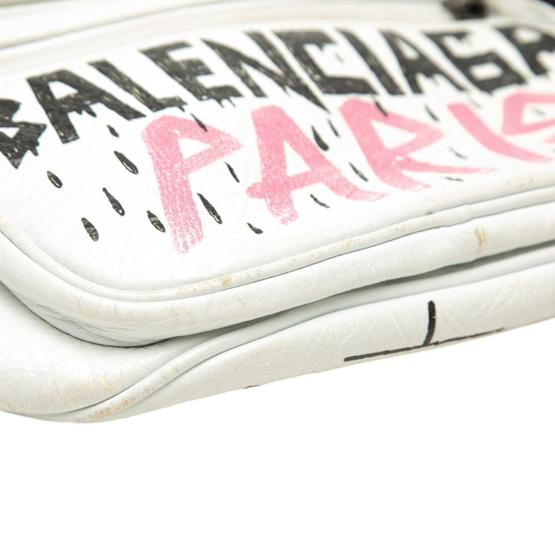Balenciaga Cuir d’agneau Graffiti Explorer Sac ceinture