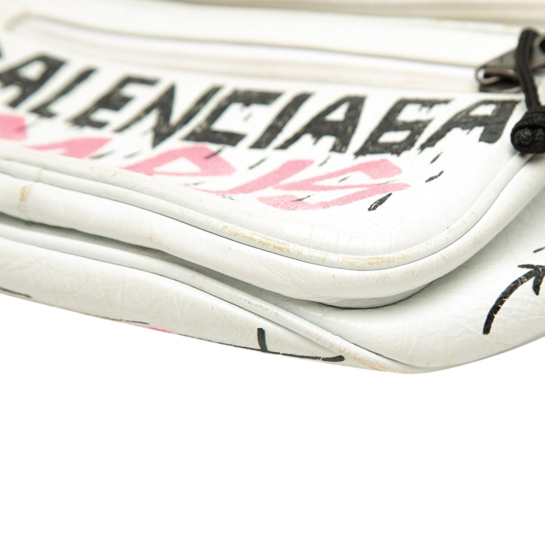 Balenciaga Cuir d’agneau Graffiti Explorer Sac ceinture