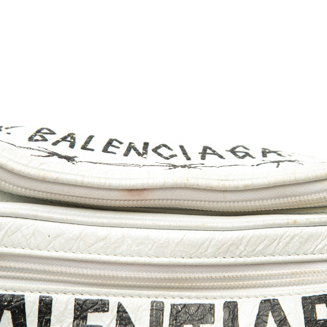 Balenciaga Cuir d’agneau Graffiti Explorer Sac ceinture