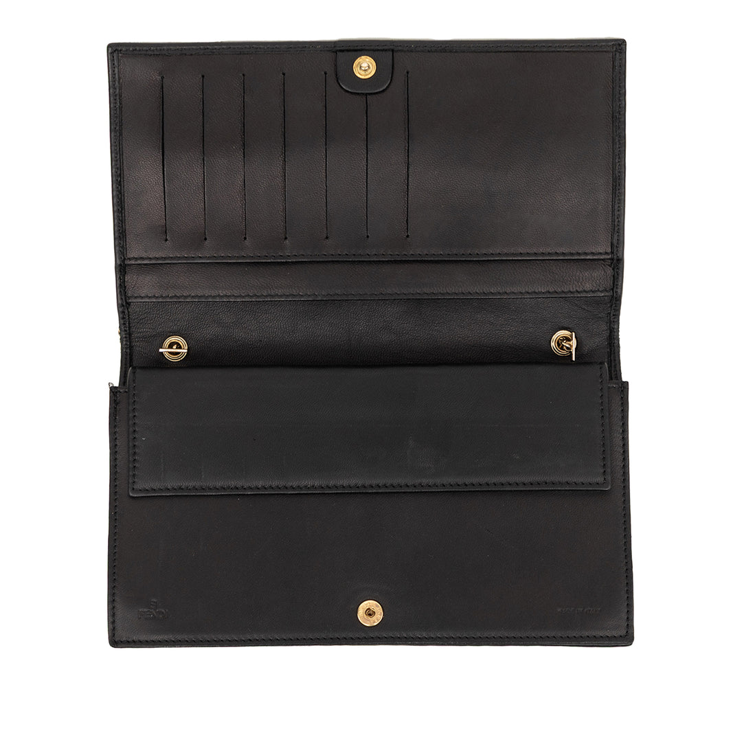 Fendi embossé Nappa Logo Chain Pochette
