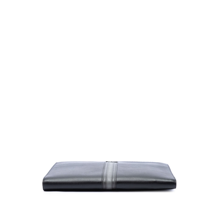 Prada Porte-documents Zippé Portfolio Saffiano Noir – vue 3 – GABY PARIS