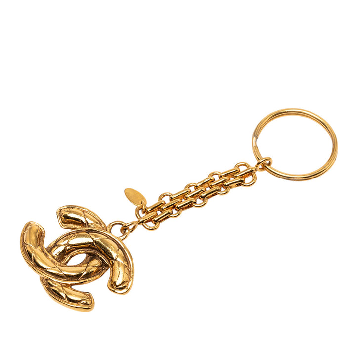 Chanel plaqué CC Matelassé Key Chain
