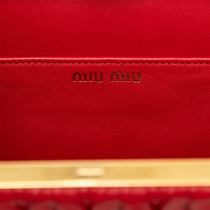 Matelasse Kiss Lock Solitaire Sac Cuir d'agneau Rouge