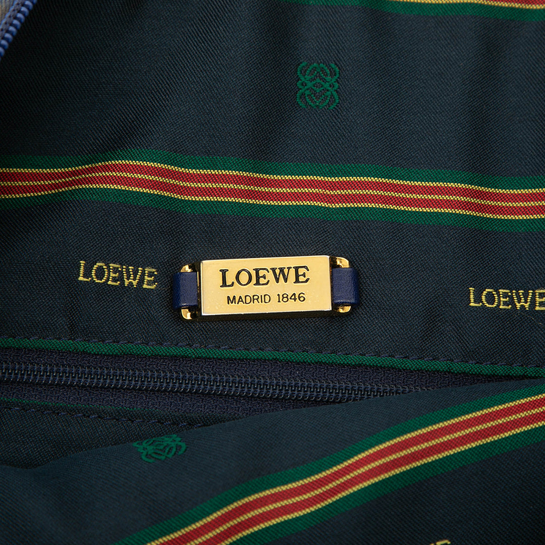 LOEWE Sac porté épaule Pebbled Anagram Hobo Cuir de veau Bleu – vue 5 – GABY PARIS