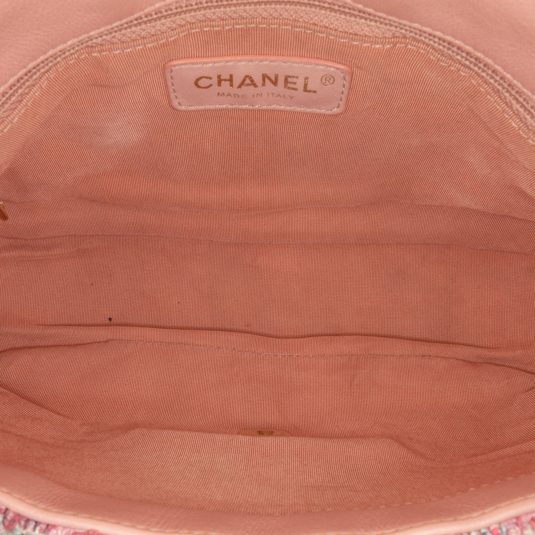 Medium Tweed Large Pearl Handle Flap Pink - Gaby Paris