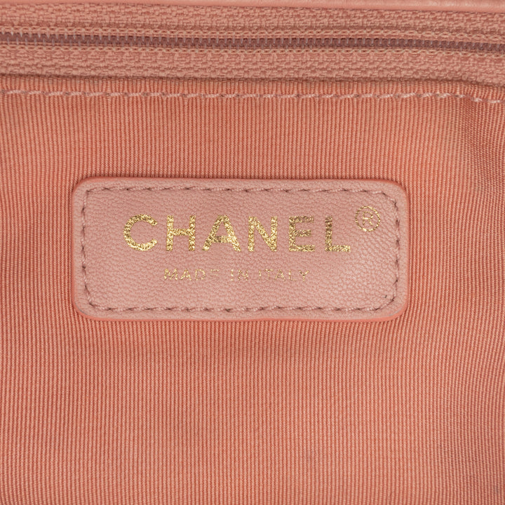 Medium Tweed Large Pearl Handle Flap Pink - Gaby Paris