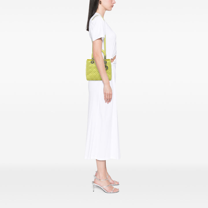 Lady Dior Cannage Moyen Cuir d'agneau Jaune
