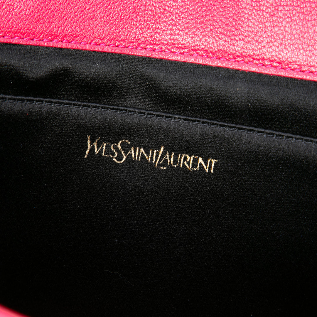 Saint Laurent Belle De Jour Pochette Grand Rose – vue 5 – GABY PARIS