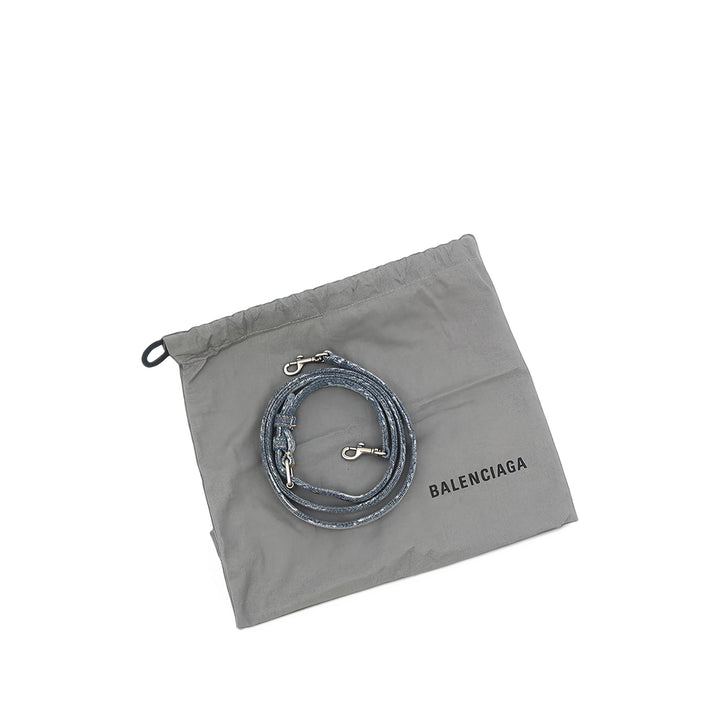 Balenciaga Cabas East West Monogram Petit Bleu – vue 6 – GABY PARIS