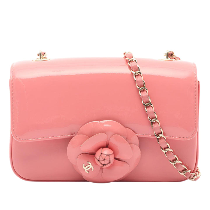 Chanel Mini CC Cuir verni Camellia à rabat