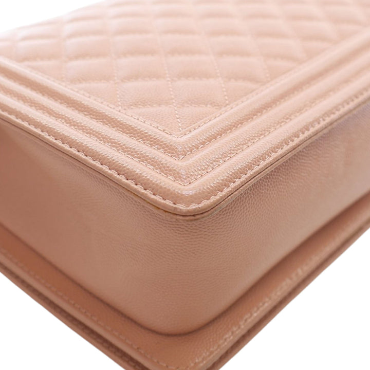 Chanel Medium Matelassé Caviar Boy à rabat