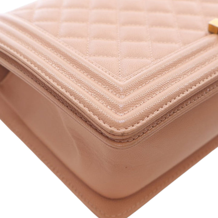 Chanel Medium Matelassé Caviar Boy à rabat