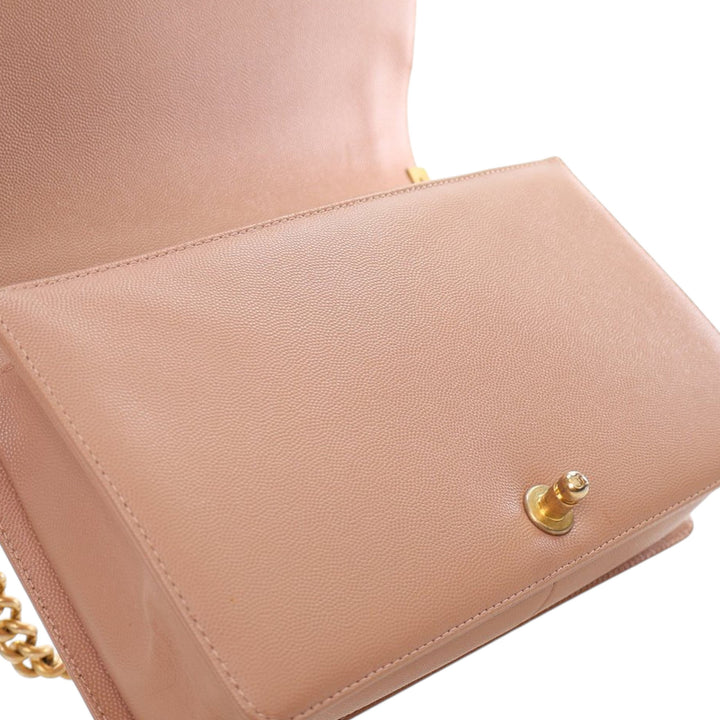 Chanel Medium Matelassé Caviar Boy à rabat